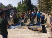 Babinsa Tanah Jawa Kawal Uji Trail Jalan Beton Desa, Wujud Nyata Kepedulian Untuk Akses Warga.