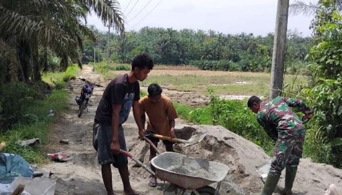 Percepatan Pembangunan Jembatan Aramco, Wujud Sinergi TNI Dan Masyarakat di Simalungun.