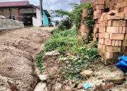 Warga Moro Kopi Land Murka, Jalan Rusak Dua Tahun Tak Kunjung Diperbaiki oleh Pengembang