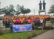 TNI-Polri Bersatu Jaga Keindahan Danau Toba, Gerakan Indonesia Asri Warnai HUT Bhayangkara ke-80 di Pantai Bebas Parapat