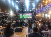 Semangat Sepak Bola Satukan TNI dan Masyarakat, Nobar Piala Dunia 2026 Berlangsung Meriah di Siantar