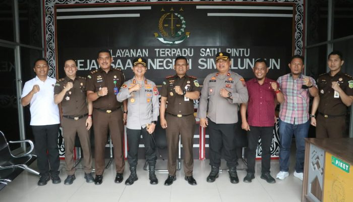 Perkuat Sinergitas Penegakan Hukum, Kapolres Simalungun Silaturahmi ke Kejaksaan Negeri Simalungun